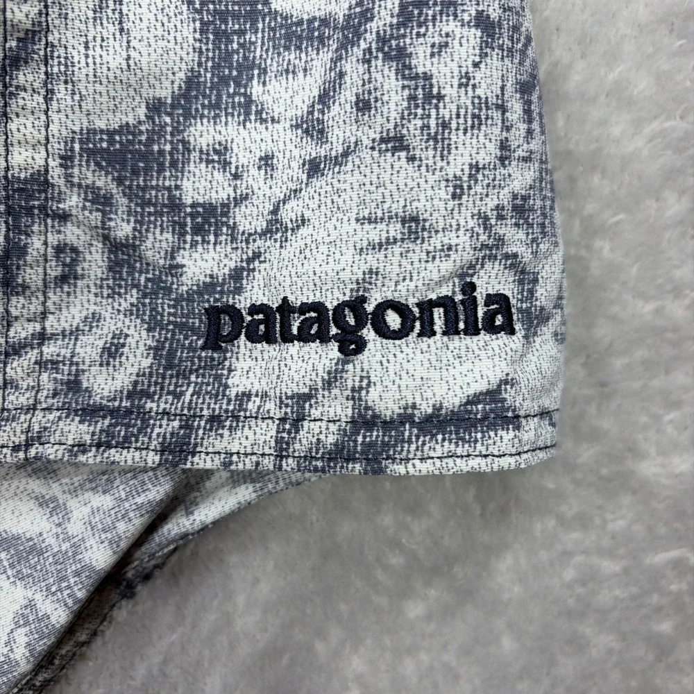 Patagonia Board Shorts Mens 34 Grey Floral Tropical Print Lace Up Zipper Pocket